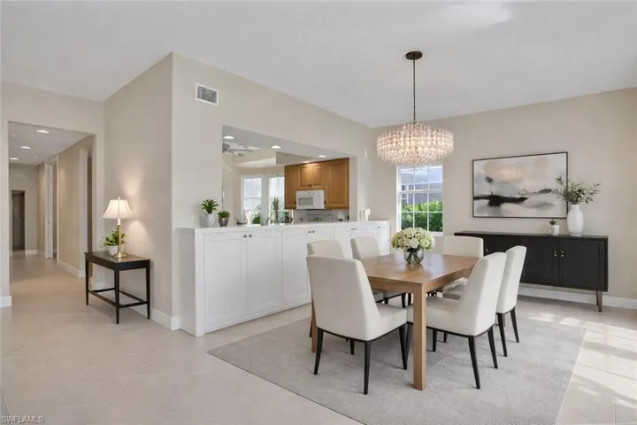 Virtually Staged-Contemporary Decor