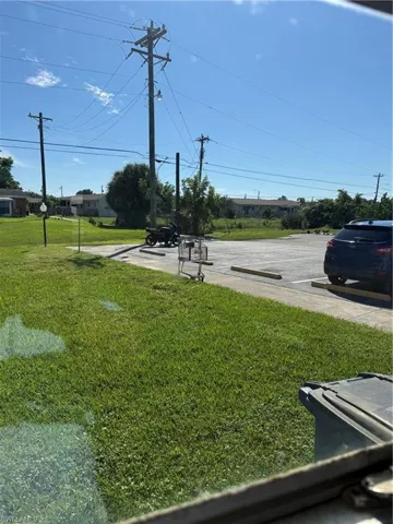 1131 S Loop Blvd, Lehigh Acres, Florida 33936