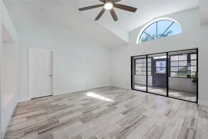 6632  Wakefield  DR, Fort Myers, FL 33966