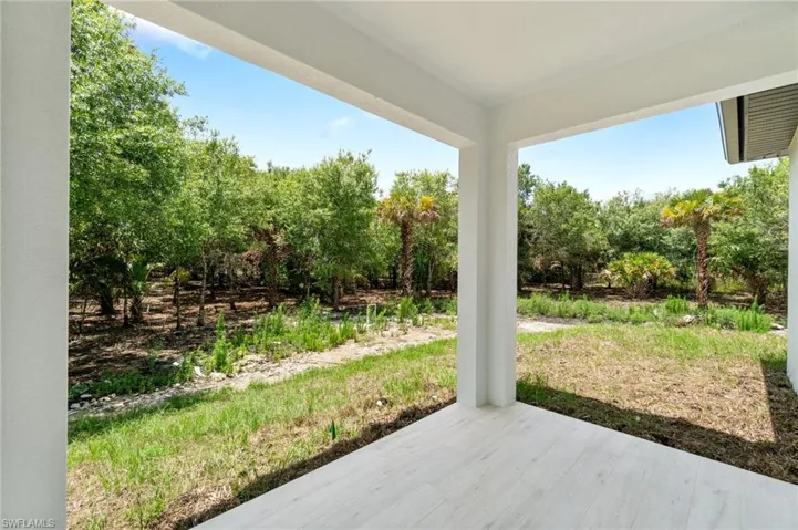 679  18th NE ST, Naples, FL 34120