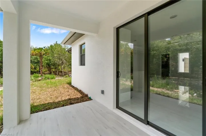 679  18th NE ST, Naples, FL 34120
