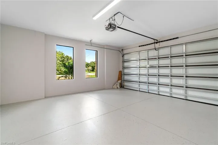 679  18th NE ST, Naples, FL 34120