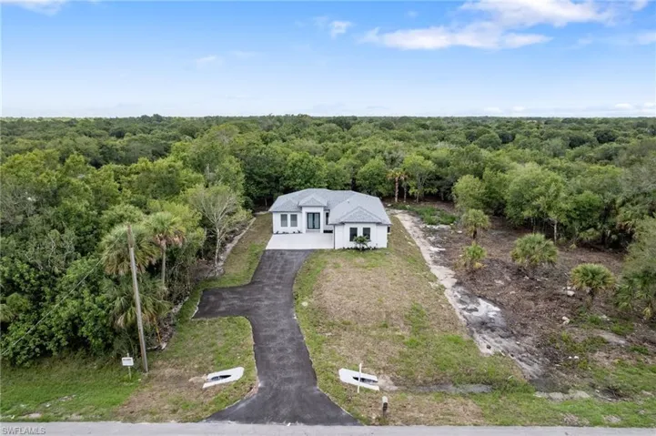 679  18th NE ST, Naples, FL 34120