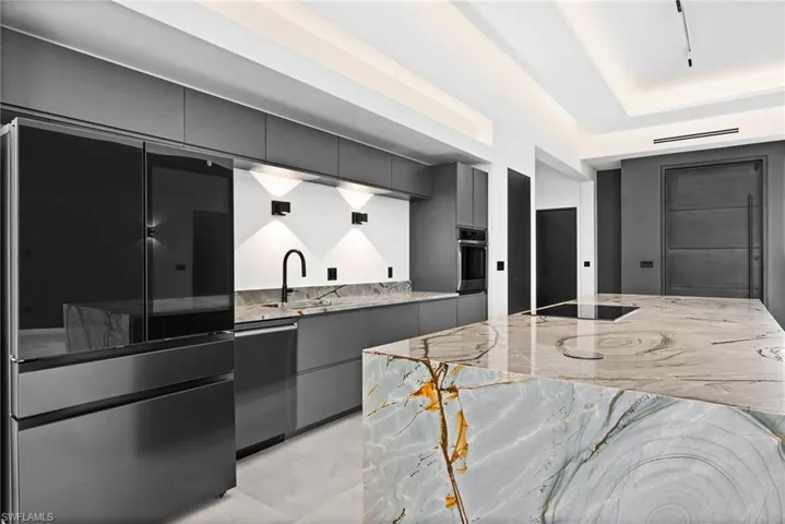 6 Nw 32nd Pl, Cape Coral, Florida 33993