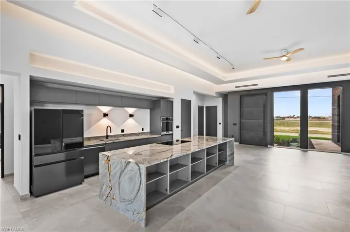 6 Nw 32nd Pl, Cape Coral, Florida 33993