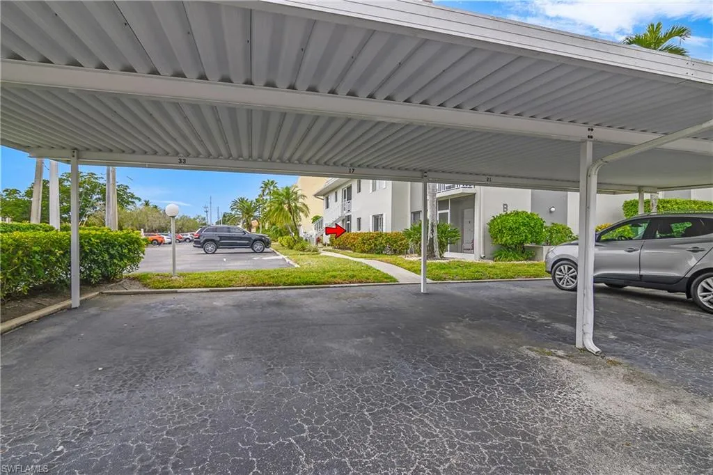 215 Cypress Way E # B2, Naples Fl 34110
