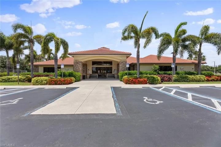 Stoneybrook Gateway!