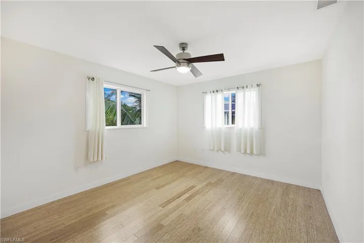 3rd room upstairs