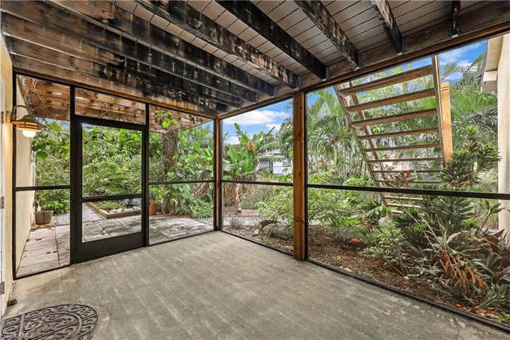 Main level lanai