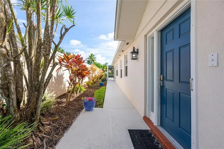 View of property entrance