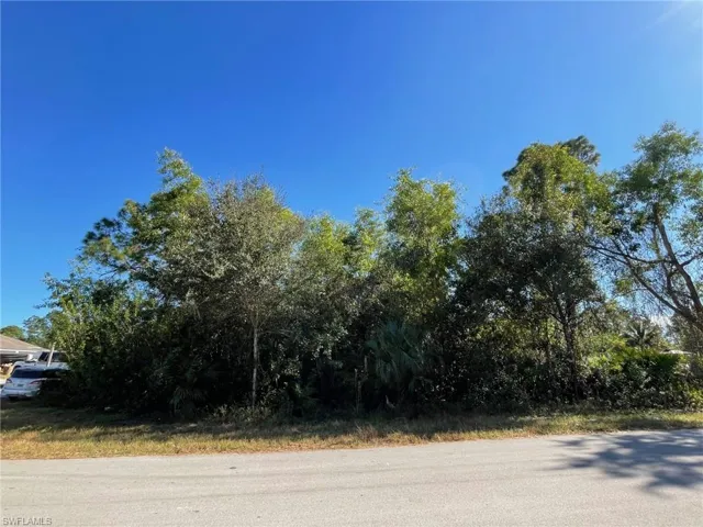 511 Walter Gifford Ave, Lehigh Acres Fl 33974