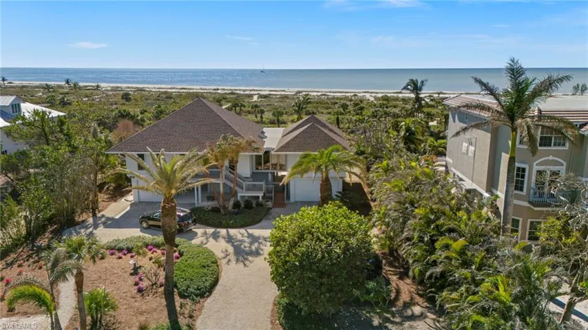 Beach/Gulf Front Home