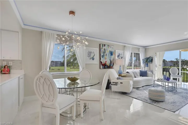 9 High Point Cir N 101, Naples, Florida 34103