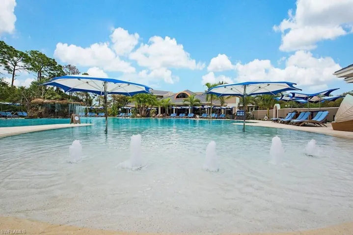 The resort pool is like staying at the Ritz Carlton...