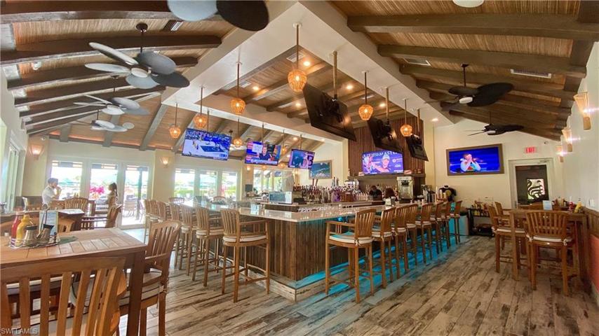 Island Pool Bar