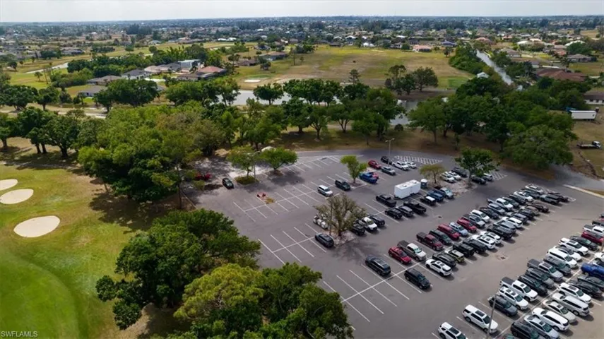 Bird's eye view of a golf club
