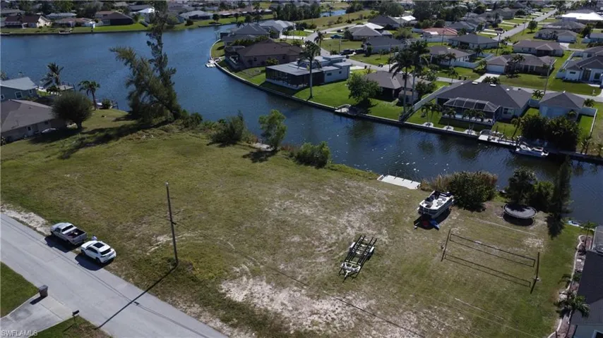 520 Sw 28th St, Cape Coral Fl 33914