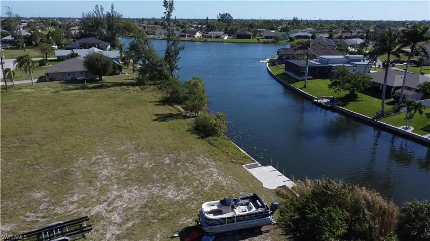 520 Sw 28th St, Cape Coral Fl 33914