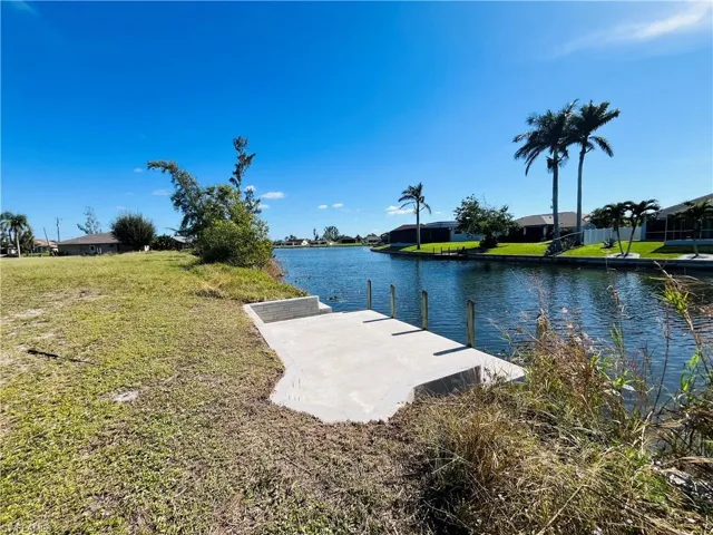 520 Sw 28th St, Cape Coral Fl 33914