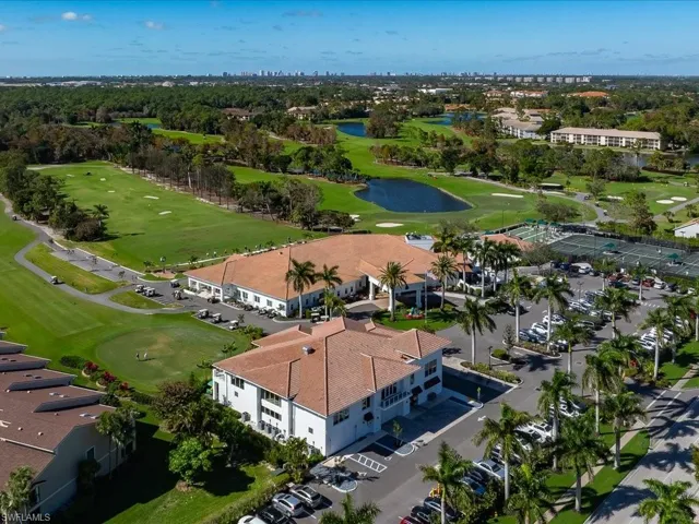 457 Kings Way, Naples Fl 34104