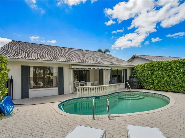 457 Kings Way, Naples Fl 34104
