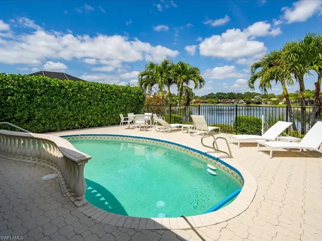 457 Kings Way, Naples Fl 34104