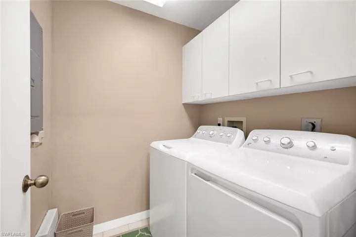 Full Size Washer & Dryer