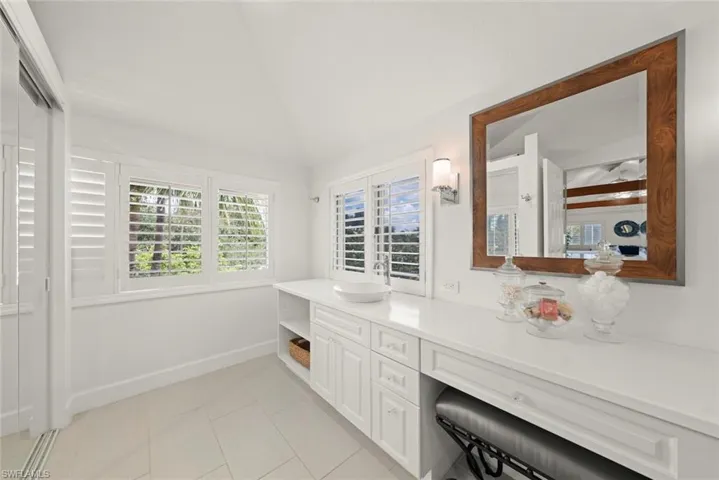 Guest Bath Ensuite to Bedroom 3
