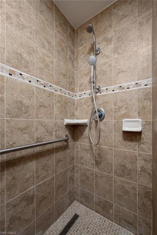 Shower Handicapped accessible