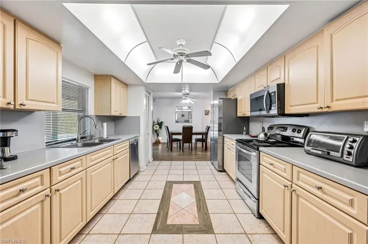 2121  17th SW ST, Naples, FL 34117