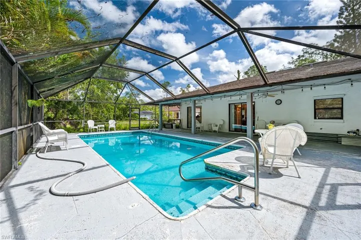 2121  17th SW ST, Naples, FL 34117
