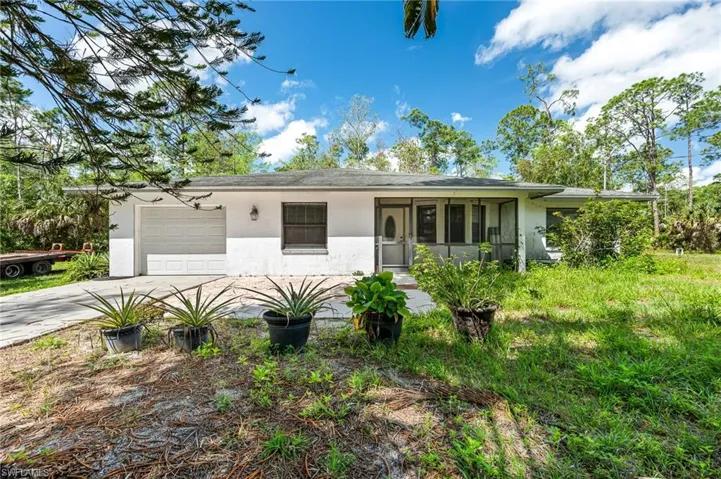 2121  17th SW ST, Naples, FL 34117