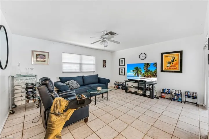 2121  17th SW ST, Naples, FL 34117