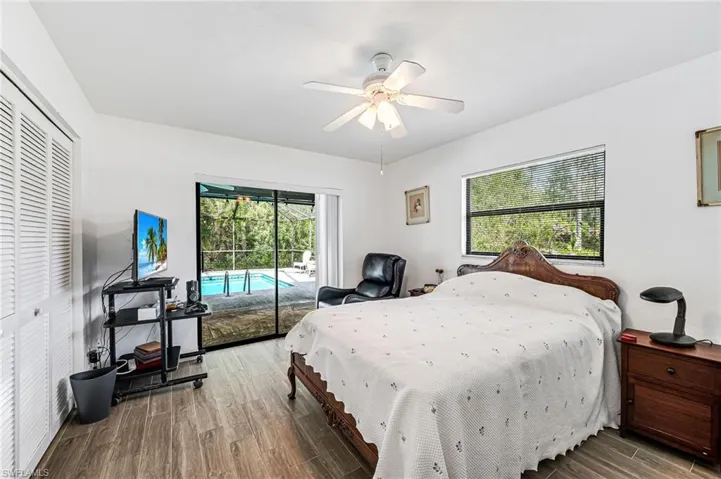 2121  17th SW ST, Naples, FL 34117