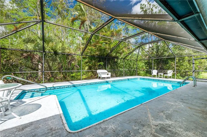 2121  17th SW ST, Naples, FL 34117
