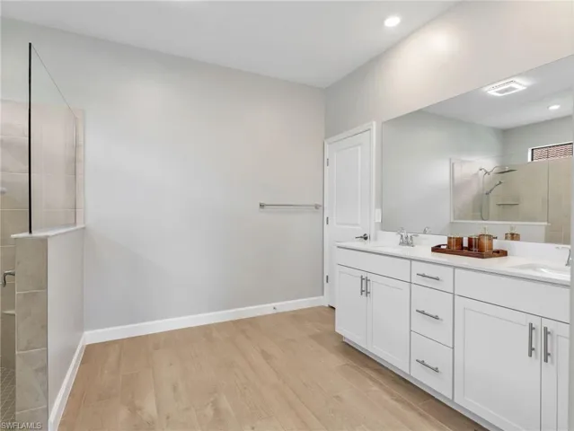 Dual Sinks