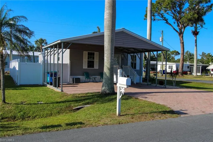 12221 Palm Dr, Fort Myers Fl 33908