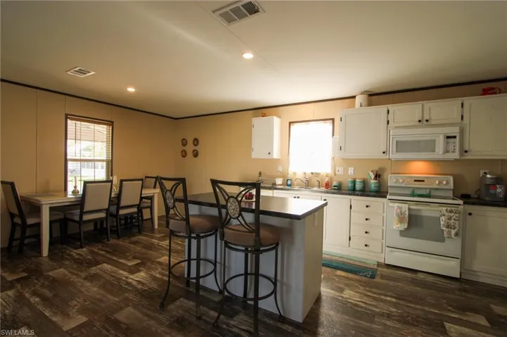 12221 Palm Dr, Fort Myers Fl 33908