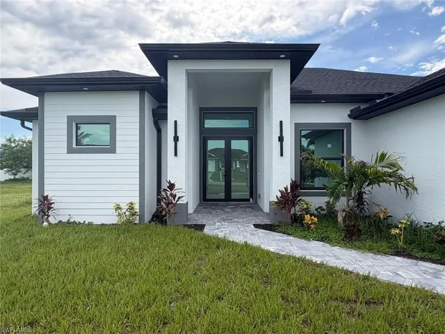 2200 Ne 15th Ave, Cape Coral, Florida 33909