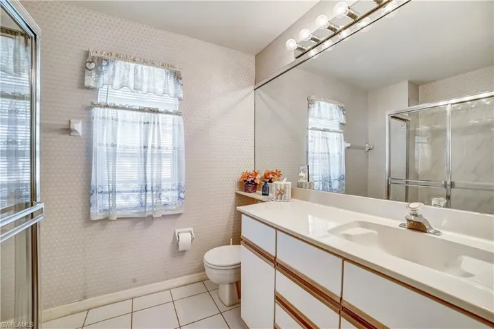 11540  Red Hibiscus  DR, Bonita Springs, FL 34135