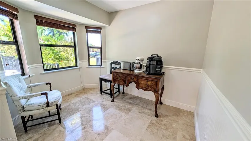 1422 Sw 4th Ave, Cape Coral, Florida 33991