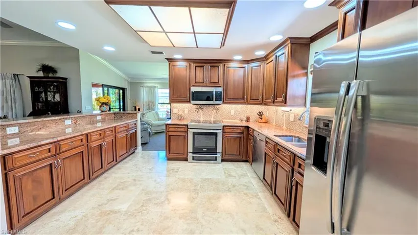 1422 Sw 4th Ave, Cape Coral, Florida 33991