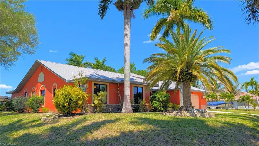 1422 Sw 4th Ave, Cape Coral, Florida 33991