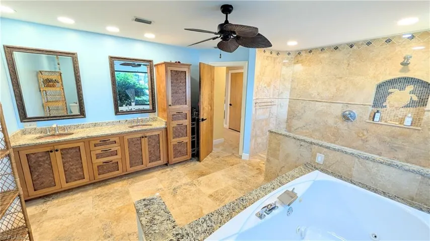 1422 Sw 4th Ave, Cape Coral, Florida 33991