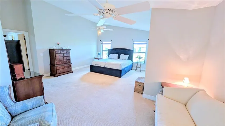 1422 Sw 4th Ave, Cape Coral, Florida 33991