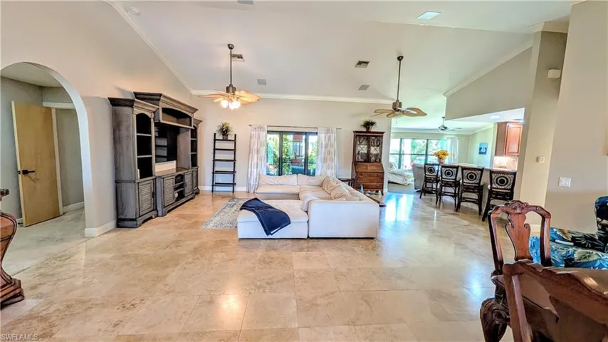 1422 Sw 4th Ave, Cape Coral, Florida 33991