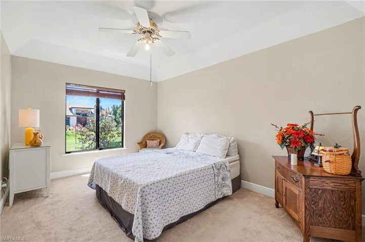 1422 Sw 4th Ave, Cape Coral, Florida 33991