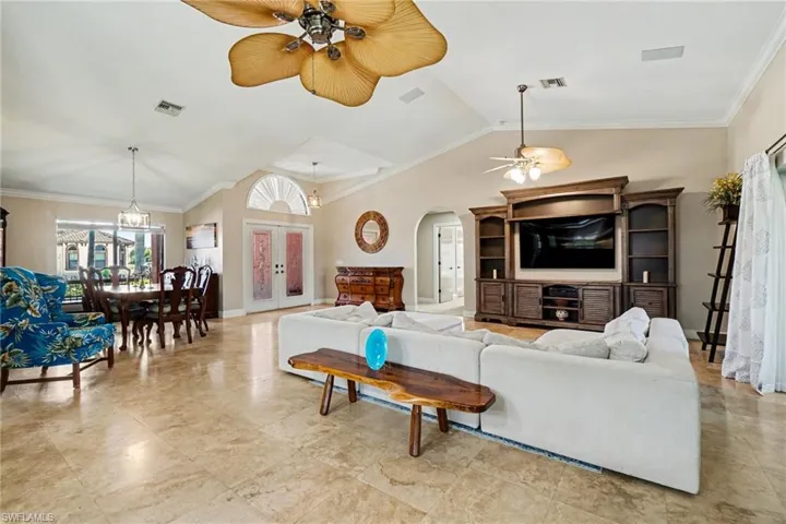 1422 Sw 4th Ave, Cape Coral, Florida 33991