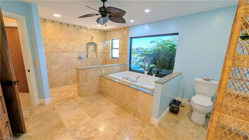 1422 Sw 4th Ave, Cape Coral, Florida 33991