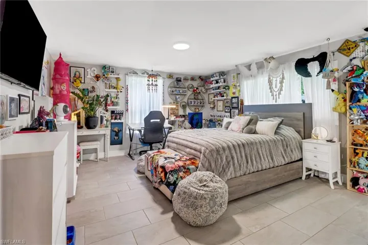 1840  23rd SW ST, Naples, FL 34117